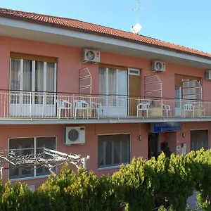 2* Hotel Aurora