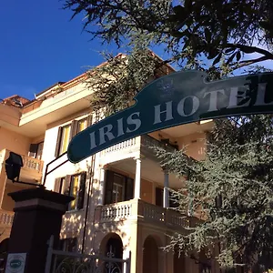  Hotel Iris
